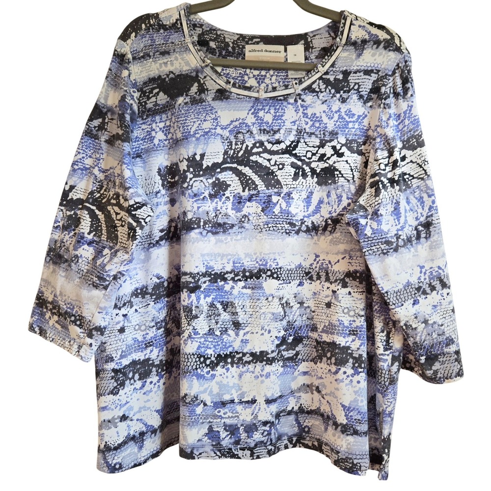 Alfred Dunner Woman 1X Blue Gray Snakeskin Print Rhinestone Neck 3/4 Sleeve Top